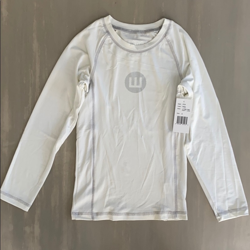 NWT Boys Wes and Willy White Long Sleeve Rashguard